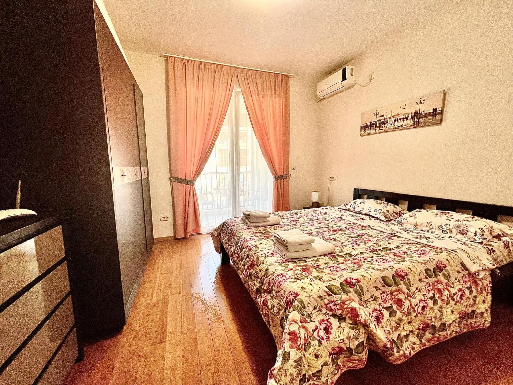 Apartments Nirgilija Tivat Zewnętrze zdjęcie